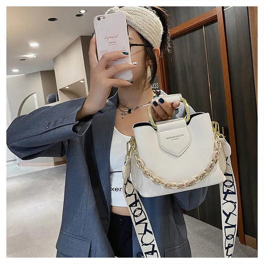 Cartera Noa Crema REF. 631