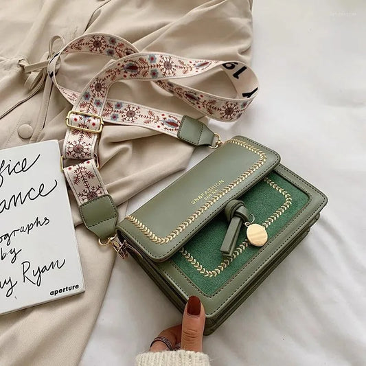 Cartera Amara Ref. 3806 Verde