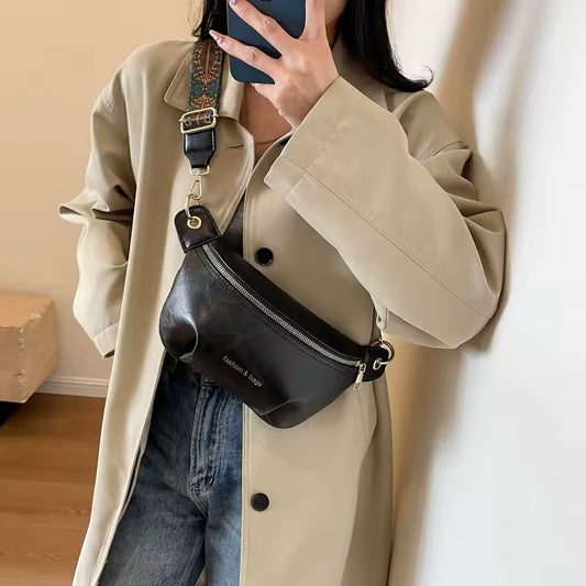 Riñonera Clarisse REF: 3856 Negra