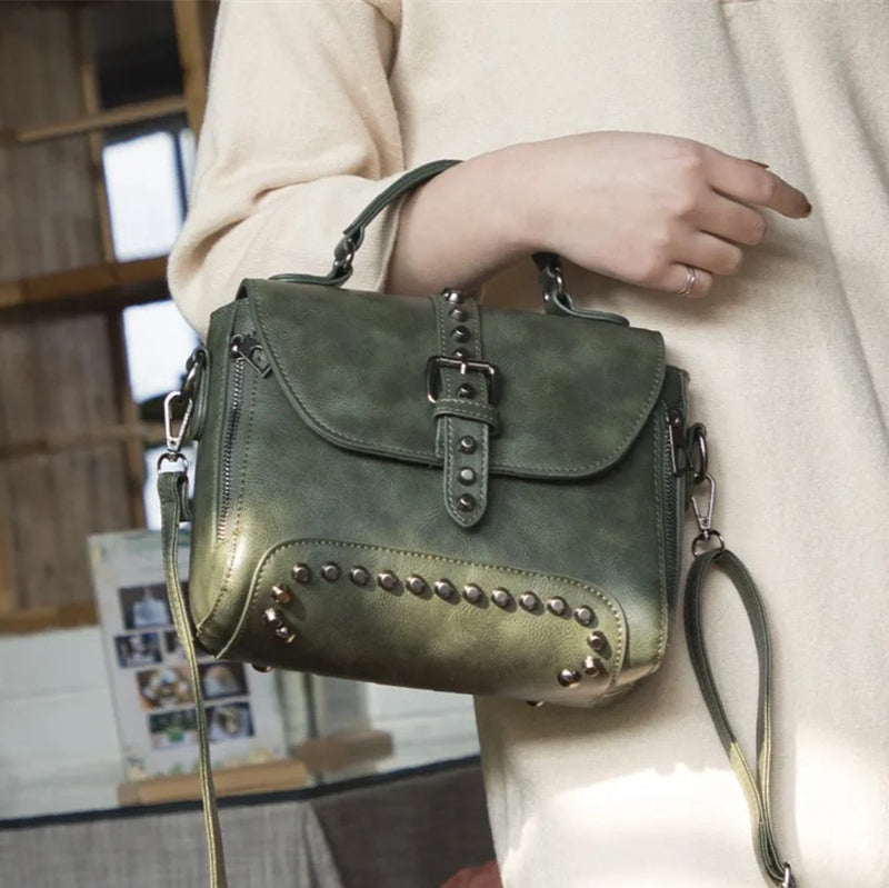 Cartera Taches Verde REF. 3677