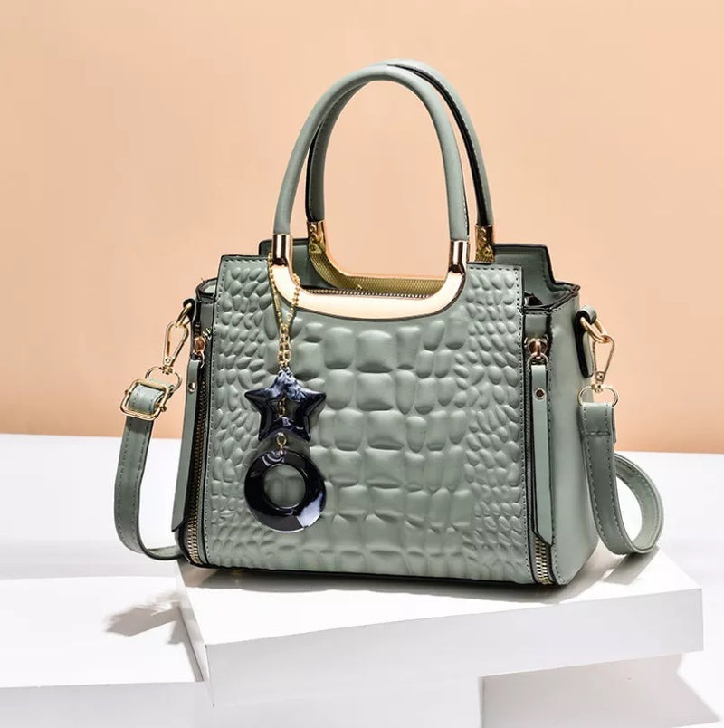 Cartera Cole Verde REF. 596