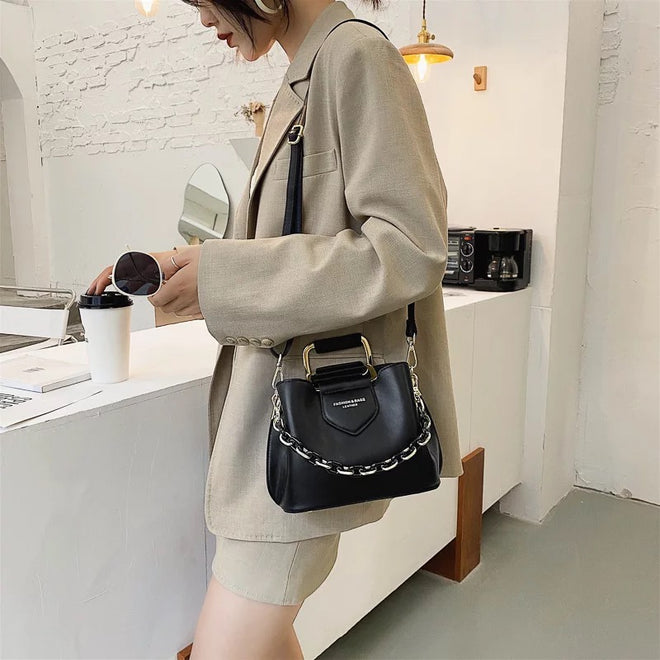 Cartera Noa Negra REF. 631