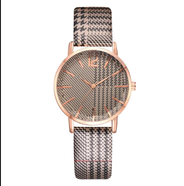 Reloj Danna Crema y Negro  REF. 5211